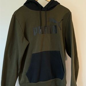Small Green and Black Puma Hoodie